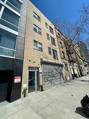 Rented by E Realty International Corp | media 14