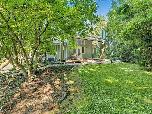 8605 W 82nd St, Indianapolis, IN 46278