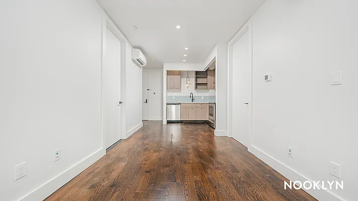 Rented by Nooklyn NYC LLC | media 11