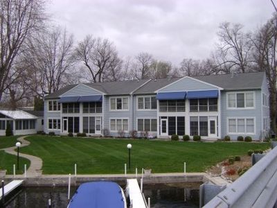 700 S Lakeside Dr APT 5, Syracuse, IN, 46567
