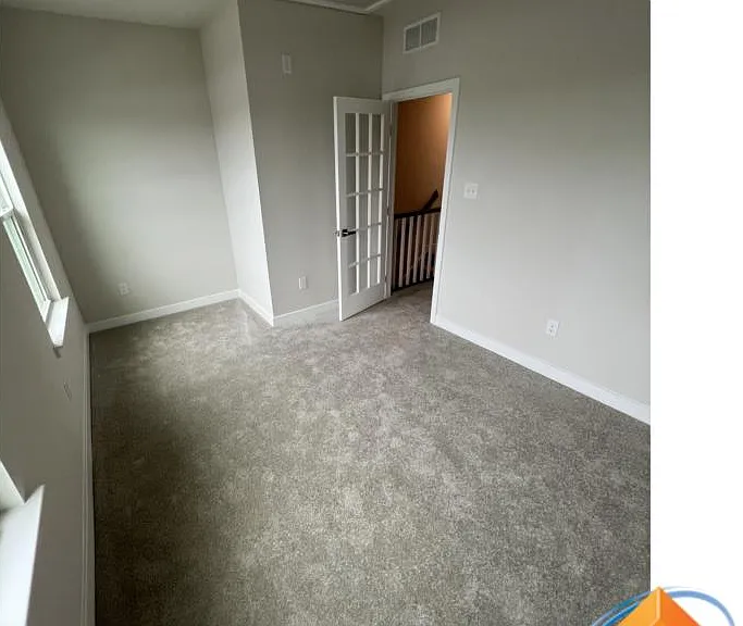 3 Sidney Ln — Photo 5