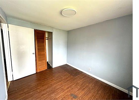 5th image of 8803 S Kolin Ave