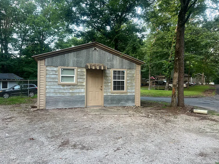 288 Babbs Dr #288 — Photo 1