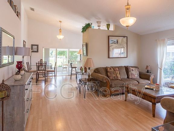2nd image of 645 Allison Ave