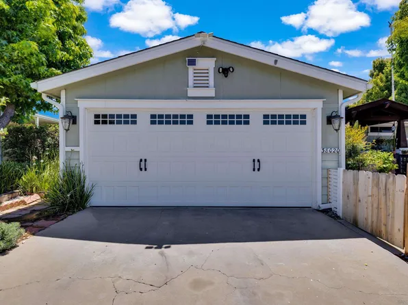 38020 Calle Confite, Murrieta, CA 92563