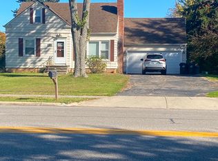 2275 Columbia Rd, Westlake, OH 44145