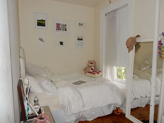 Rented by Aimee Grodanz, LREB | media 7