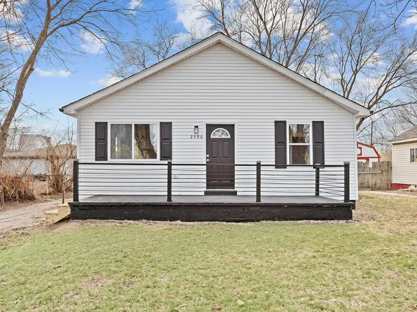 2596 Fayette St, Lake Station, IN 46405