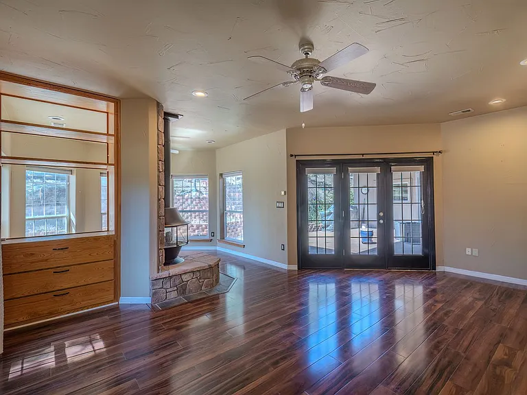 111 Coker Ln — Photo 25