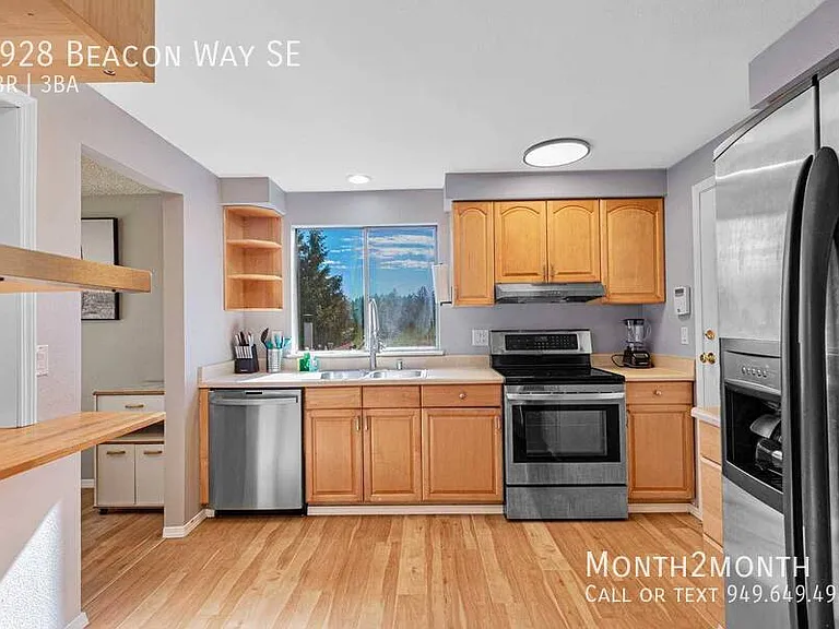 1928 Beacon Way SE — Photo 6