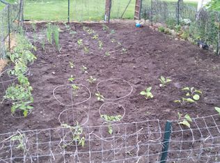 21025 Rivers Edge Dr, Goshen, IN 46528