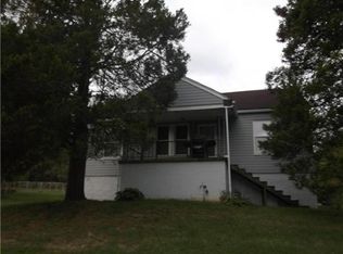 140 Shady Ln, Washington, PA 15301