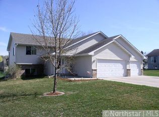 463 Monroe St, Prescott, WI 54021
