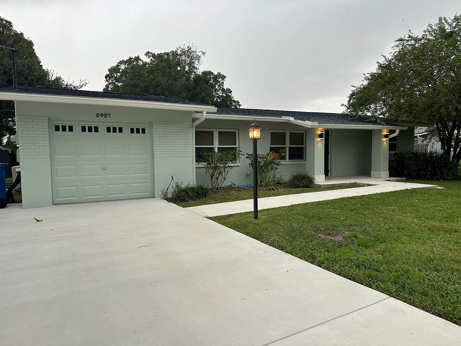 2 bed, 1100 sqft, $2,500 — Photo 1