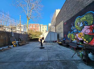 223 24th St APT 3L, Brooklyn, NY 11232