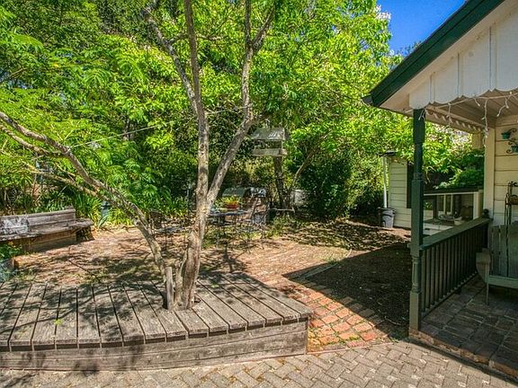 3rd image of 5204 Beaumont Way