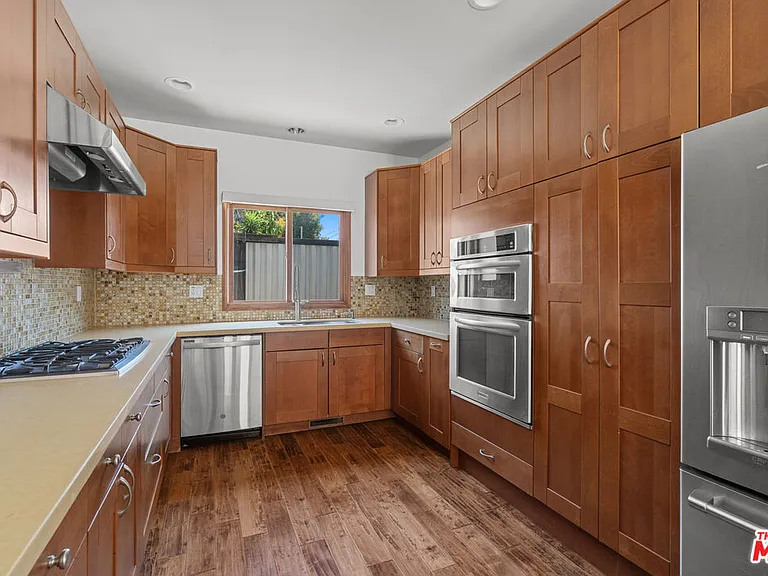 660 San Juan Ave — Photo 11