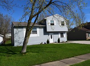 1932 Asheboro Dr, Erie, PA