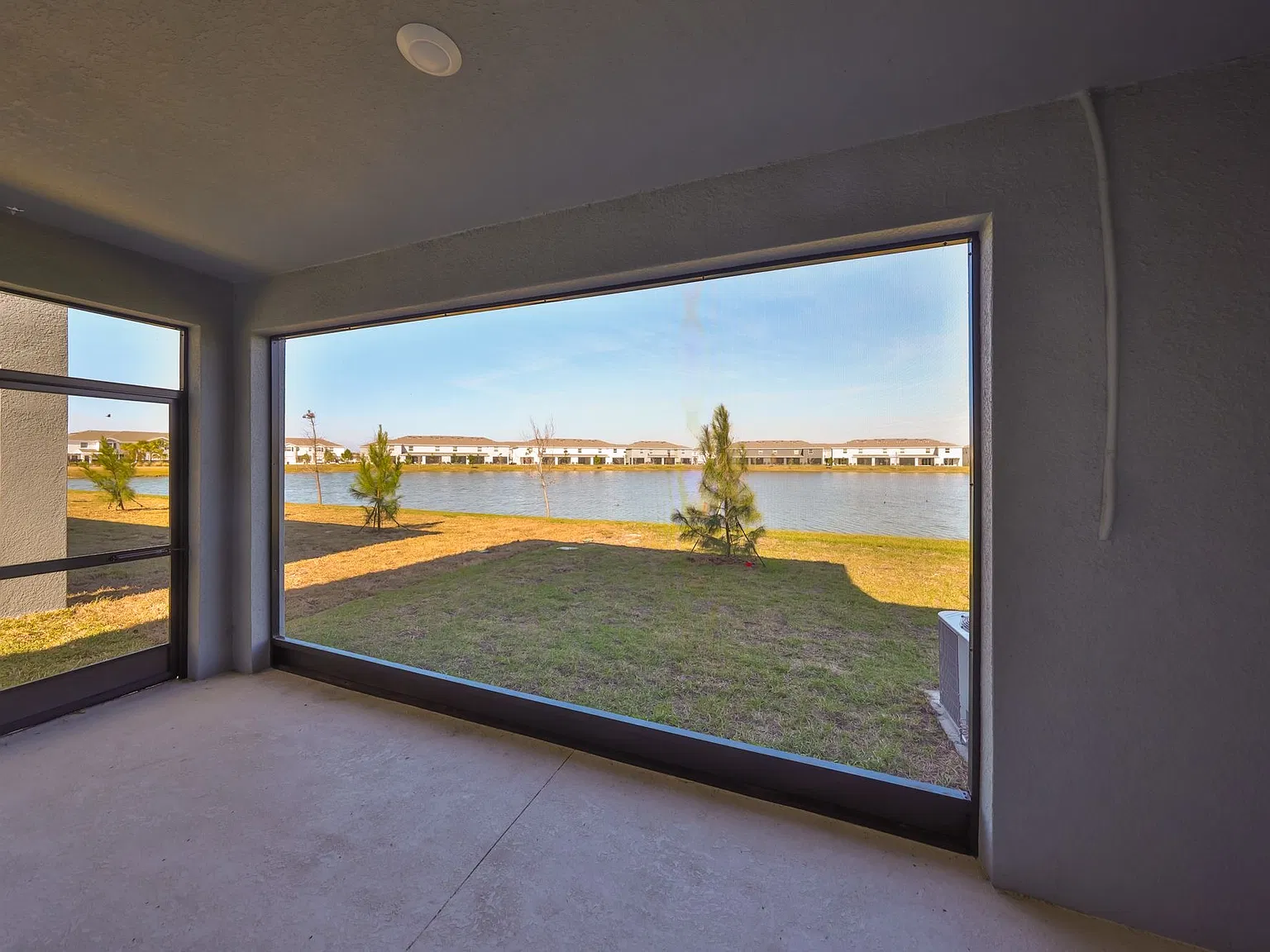3 bed, 2.5 bath, 1802 sqft, $2,500 — Photo 4