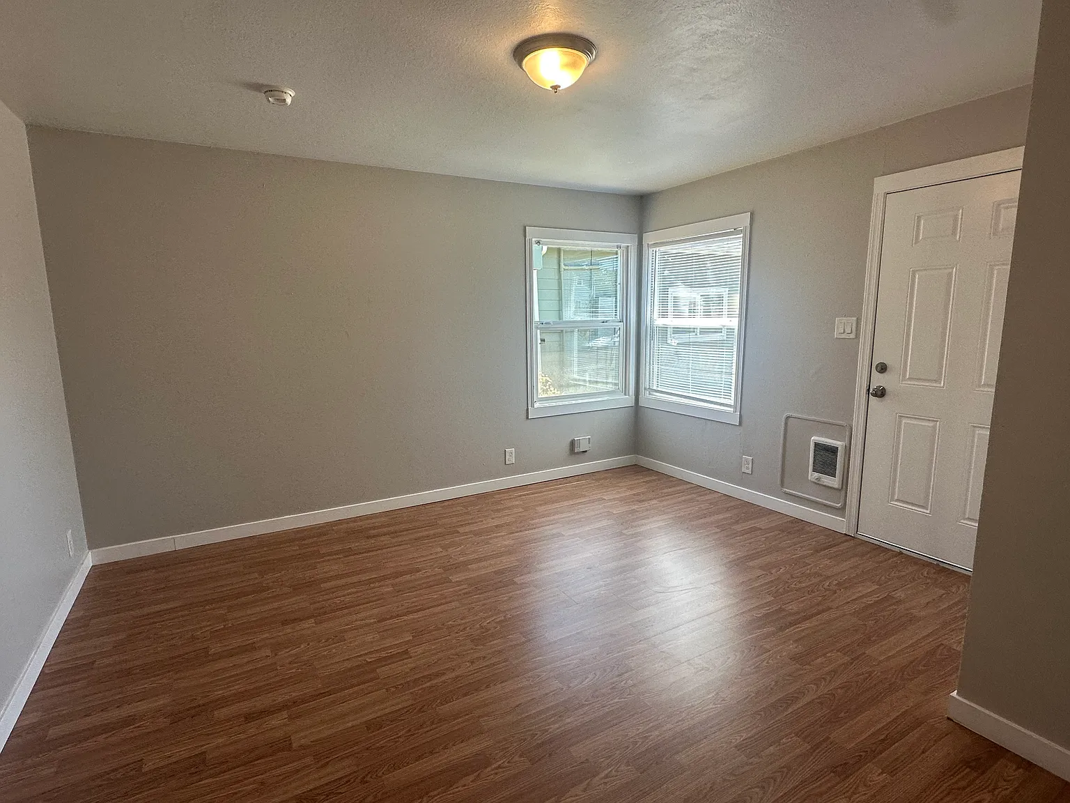 1 bed, 705 sqft, $1,635 — Photo 4