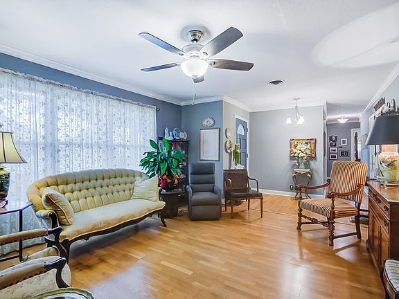 4th image of 3316 Helena Ave