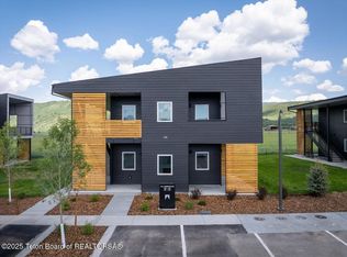 138 Larkspur Ave #401, Victor, ID 83455