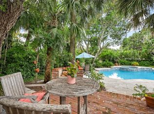 808 SE Weir St, Stuart, FL 34994