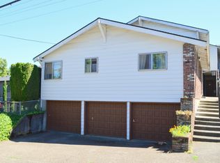 1336 SE Center St, Portland, OR 97202