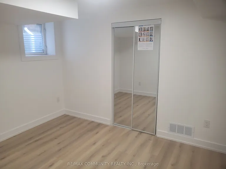 609 Amberwood Cres #BASEMENT — Photo 10