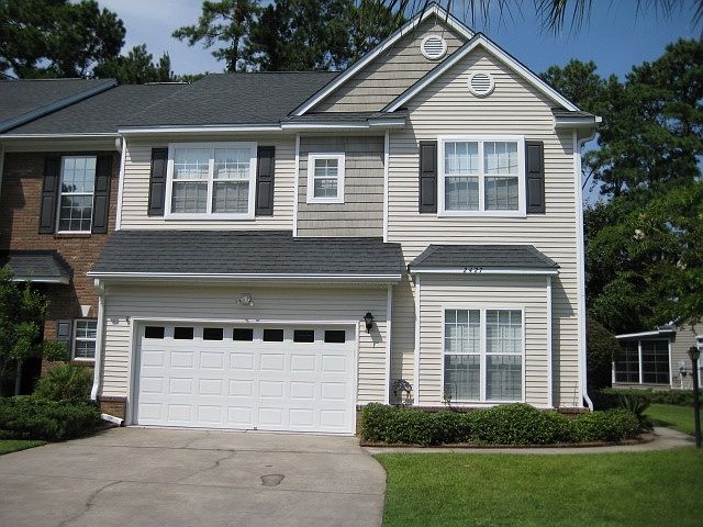 3bd2/ba, 2400sq ft!
