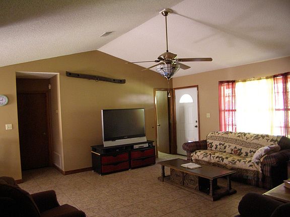 4th image of 6070 Jennifer Day Ct