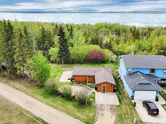 3rd image of 41124 E Range Rd #282-236