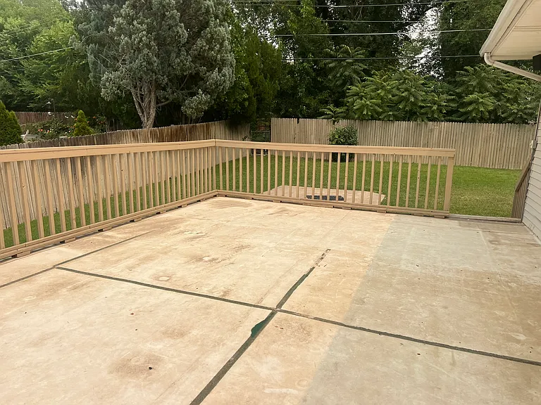 Lorey Dr — Photo 19
