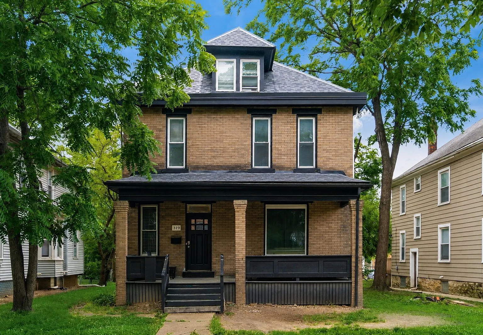 7 bed, 2.5 bath, $4,395 — Photo 1