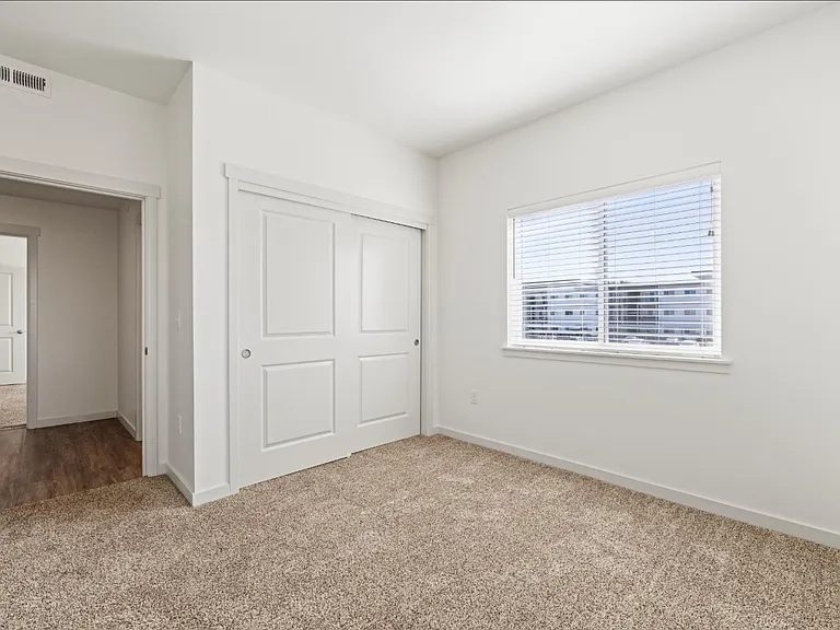 Columbia River Walk Apartments — Photo 162