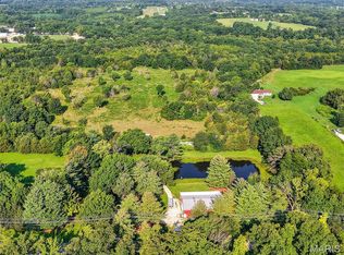 977 N Point Prairie Rd, Wentzville, MO 63385