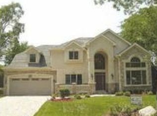 1712 N Washington St, Wheaton, IL 60187