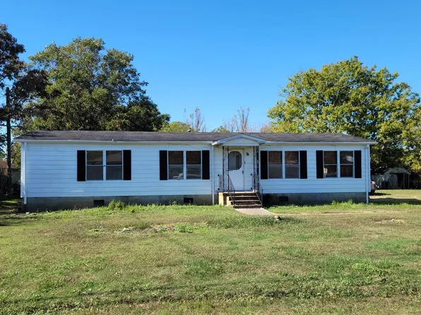 23034 Banks Rd, Cape Charles, VA 23310