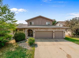 1013 Glenmore St, Lockport, IL 60441