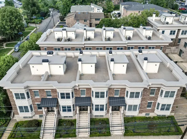 2175 Edwin Ave, Fort Lee, NJ 07024