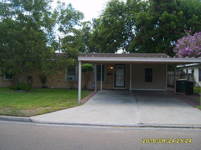 1st image of 3705 Redwood Dr