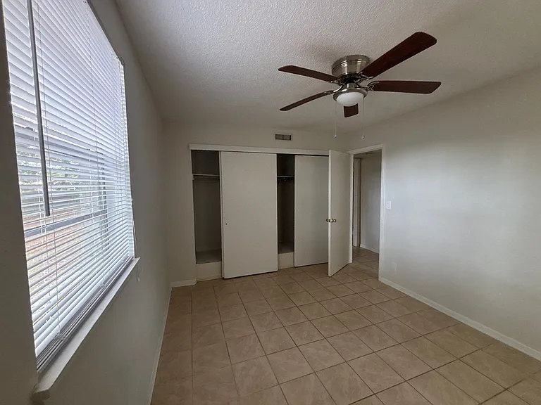 8352 Homeport Ct #1A — Photo 22