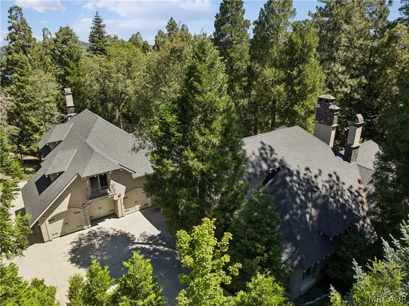 391 Cedar Ridge Dr, Lake Arrowhead, CA 92352