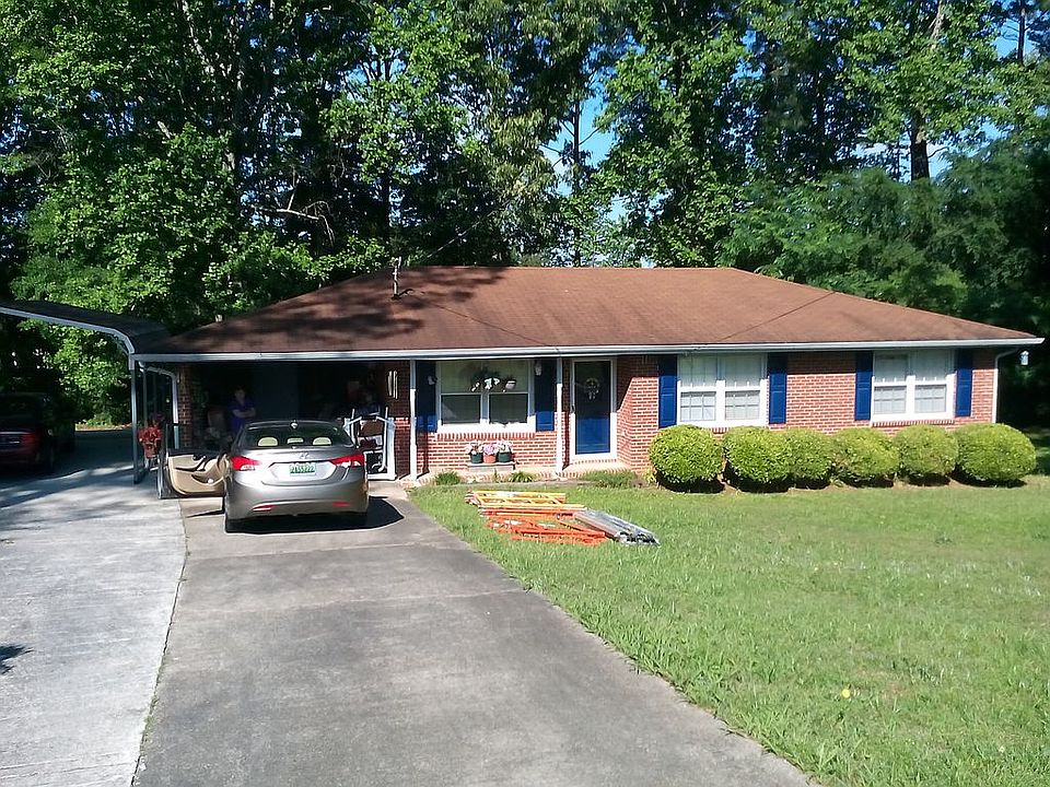 2nd image of 73 Hickory Ct