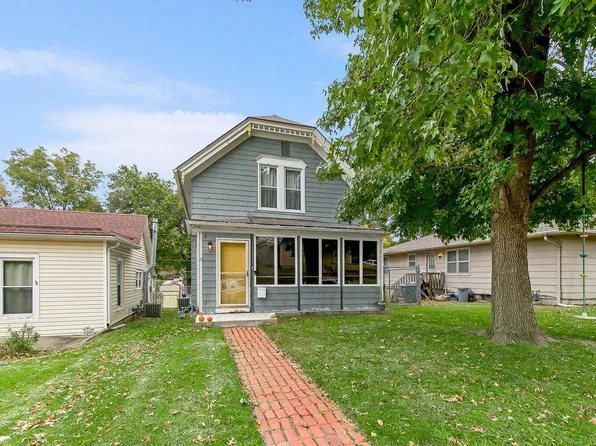 1037 9th Ave, Leavenworth, KS 66048