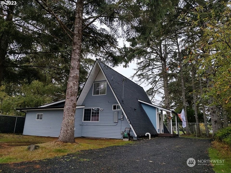 1st image of 175 Octopus Avenue NE