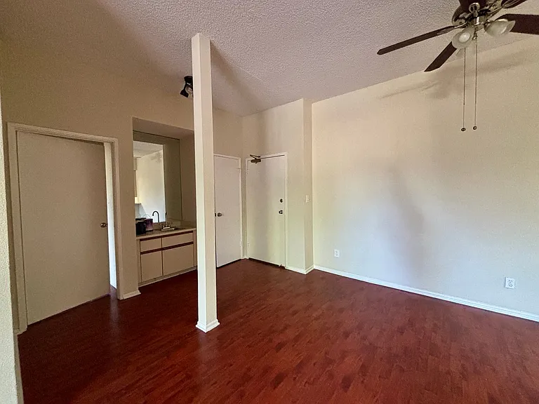 Otsego Arms Apartments — Photo 29