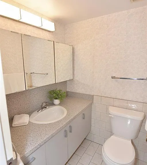 2144 Pelissier St #601 — Photo 34