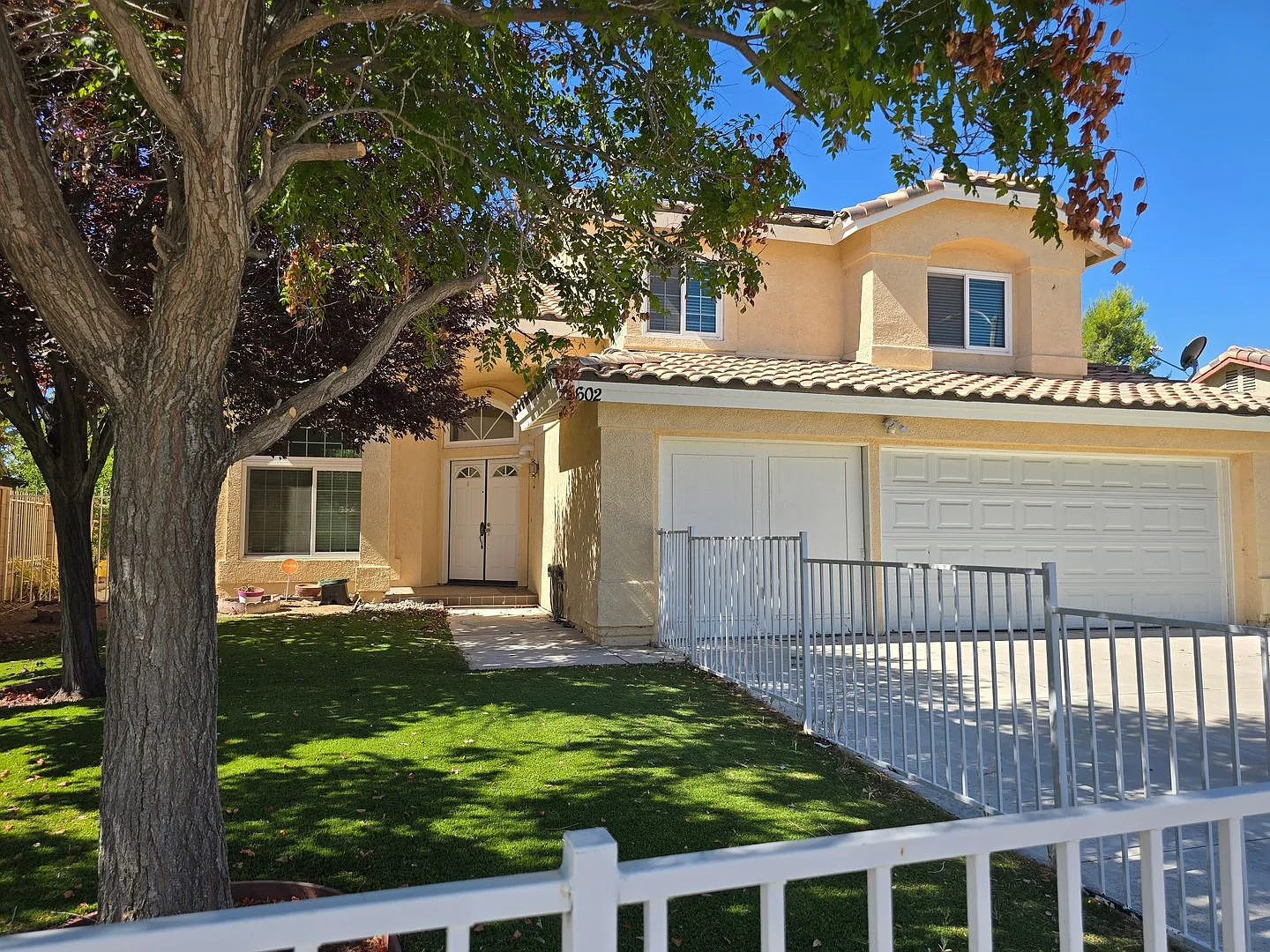 2602 Overland Avenue Lancaster CA 93536 — Photo 2