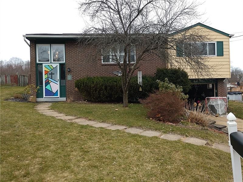 1st image of 949 Cedarwood Dr